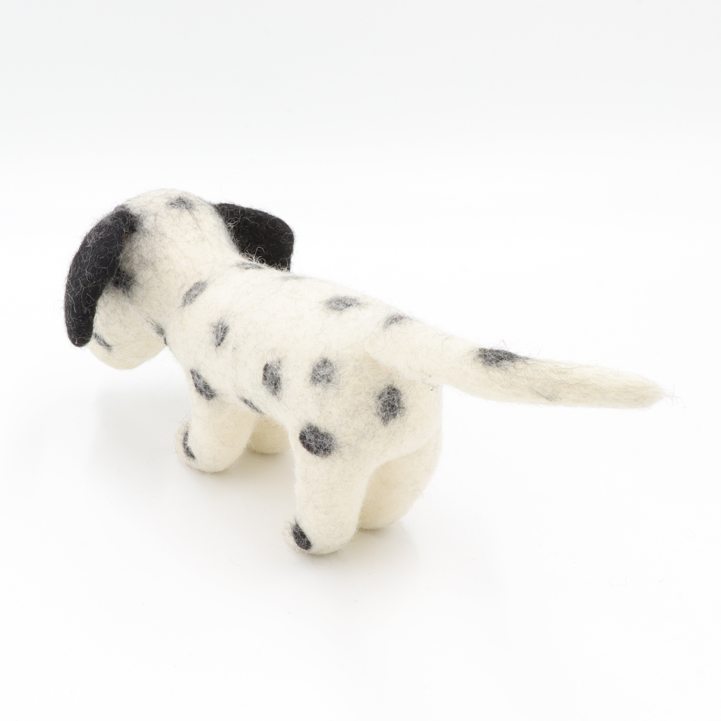 Hündchen mit Pünktchen - Kleiner Dalmatiner Hund aus Filz mit schwarzen Ohren